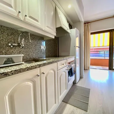 Neptuno Apartment *